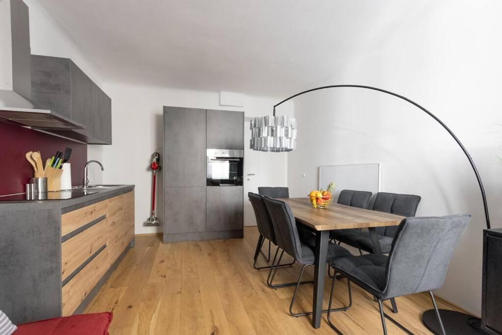 New Shalalaliving Vienna - Lovely Family Home Near Schoenbrunn - Pg المظهر الخارجي الصورة