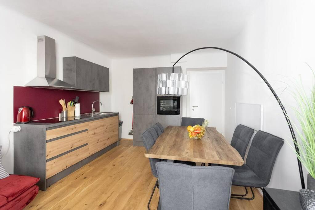New Shalalaliving Vienna - Lovely Family Home Near Schoenbrunn - Pg المظهر الخارجي الصورة